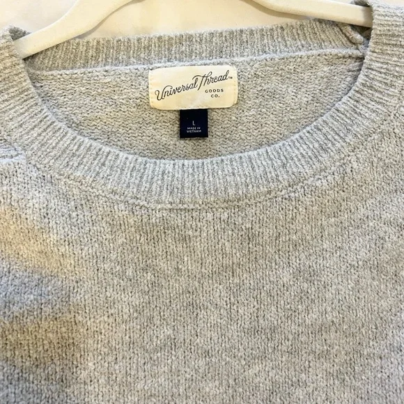 ⭐️NWOT⭐️ Universal Thread Short Sleeve Crewneck Pullover Sweater - Picture 4 of 4